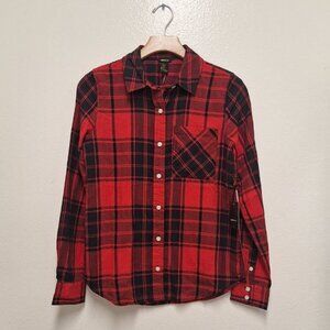 NWT Red and black plaid  button down shirts